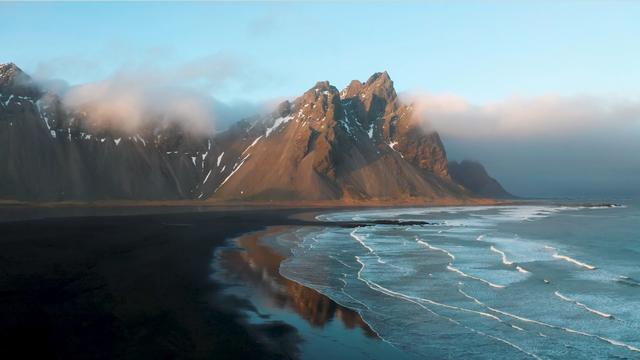 The seashore of Iceland